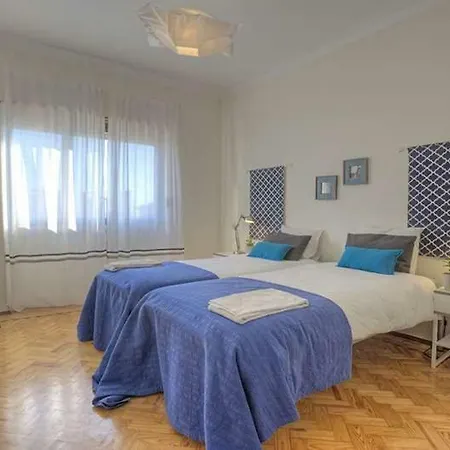 Apartamento Santa Apolonia 7d - 6 Bedrooms