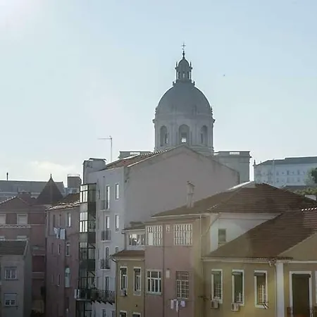 Santa Apolonia 7d - 6 Bedrooms * Lisbon
