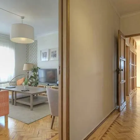 Apartamento Santa Apolonia 7d - 6 Bedrooms